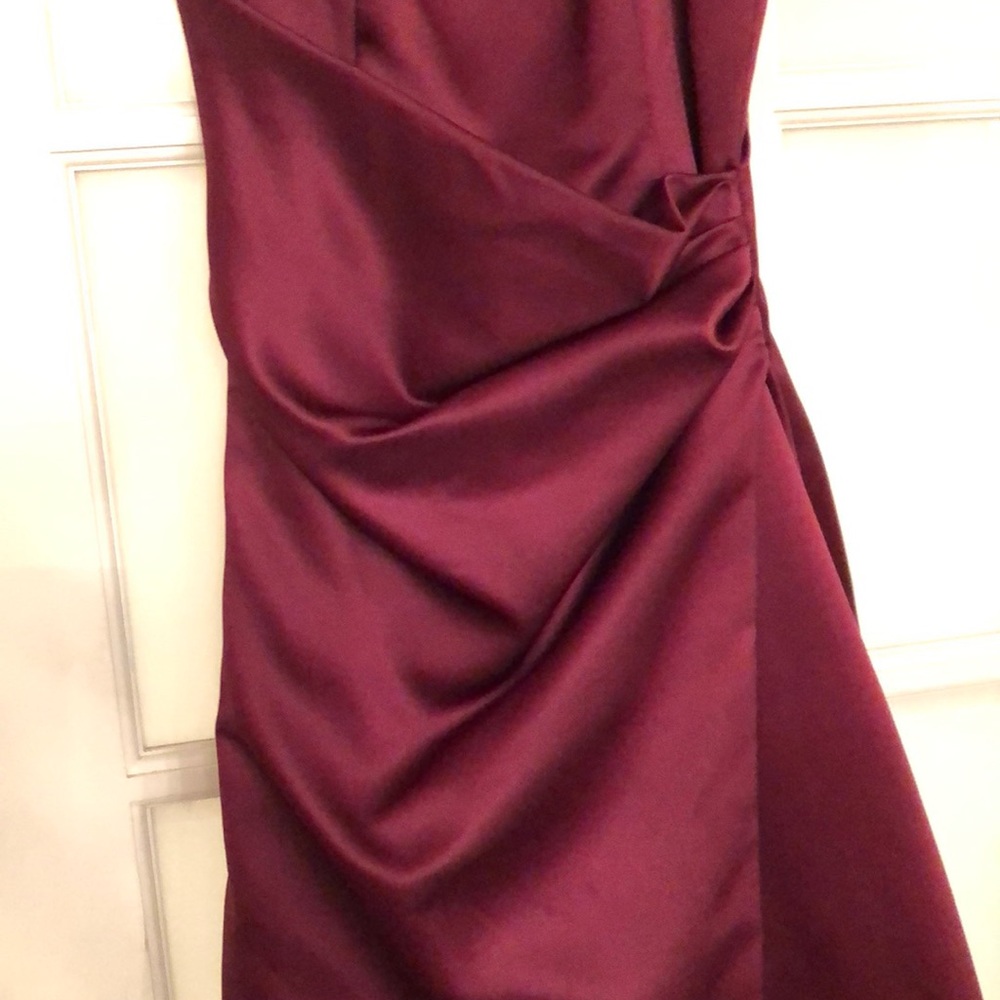 Burgandy silk gown! - Picture 3 of 4